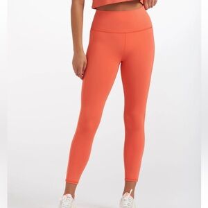 Vuori studio pocket legging
